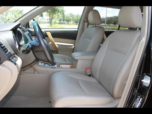 Toyota Highlander 2010 photo 3