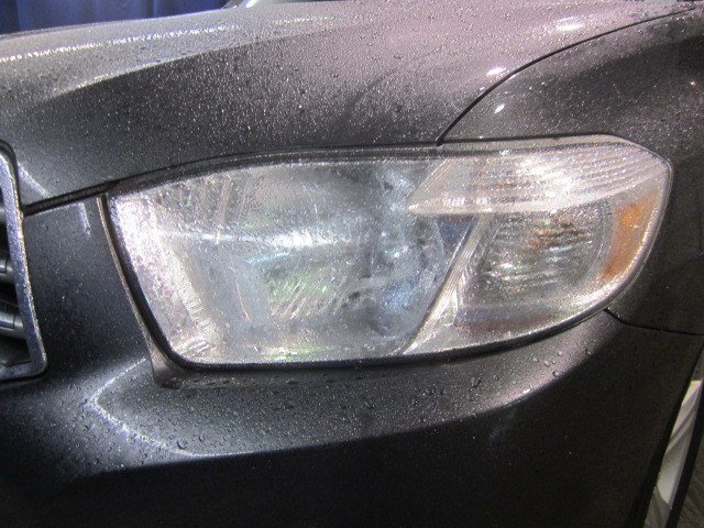 Toyota Highlander 2010 photo 2