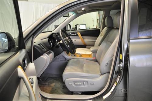 Toyota Highlander Regency Conversion Van Other