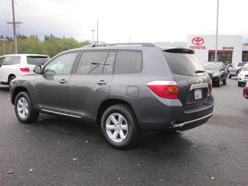 Toyota Highlander 2010 photo 2