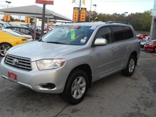 Toyota Highlander Base Other