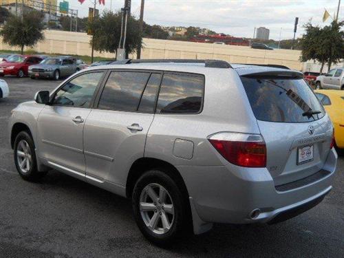 Toyota Highlander 2010 photo 1