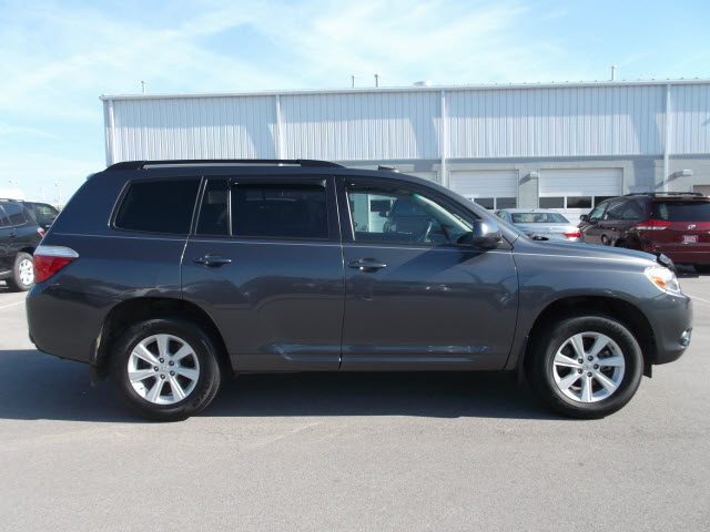 Toyota Highlander 2010 photo 2