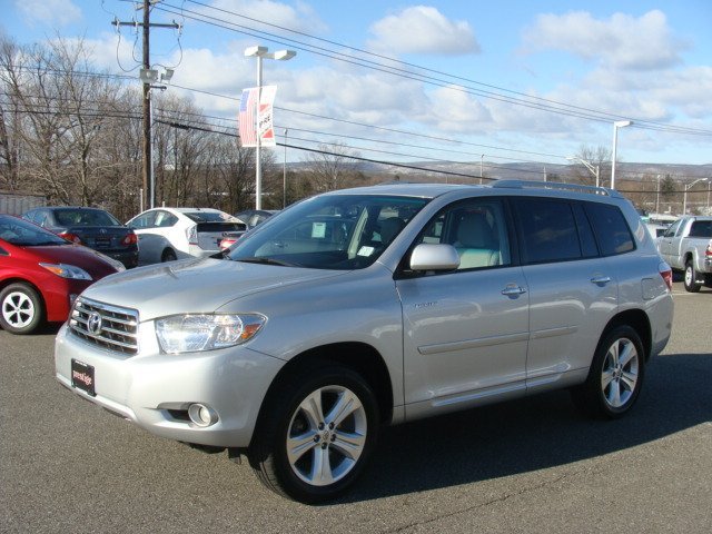 Toyota Highlander 2010 photo 2