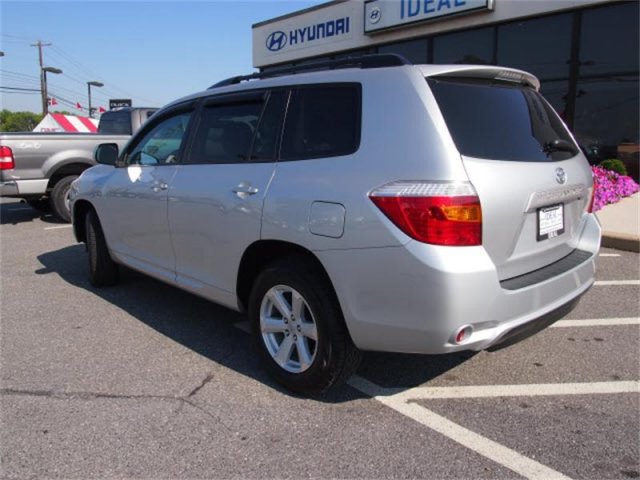 Toyota Highlander 2010 photo 2