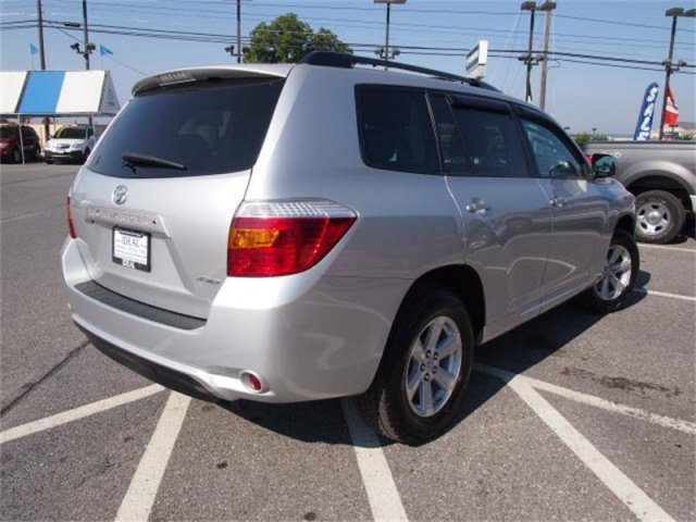 Toyota Highlander 2010 photo 3