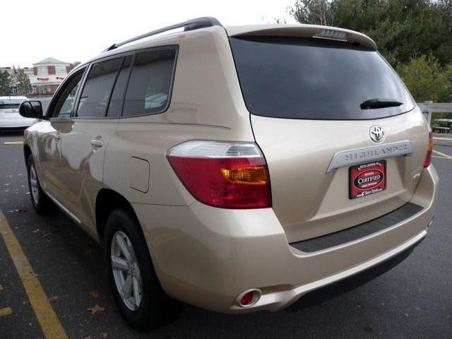 Toyota Highlander 2010 photo 3