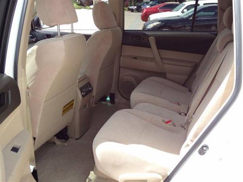 Toyota Highlander 2010 photo 3