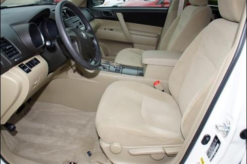 Toyota Highlander 2010 photo 2