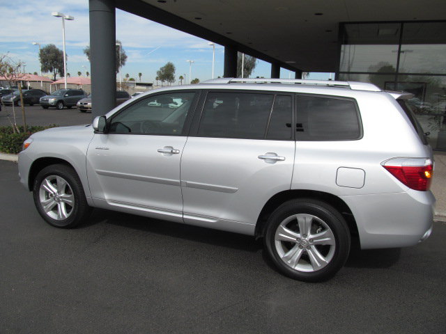 Toyota Highlander 2010 photo 1