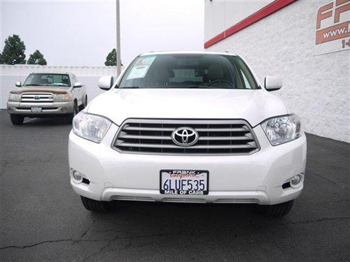 Toyota Highlander 2010 photo 2