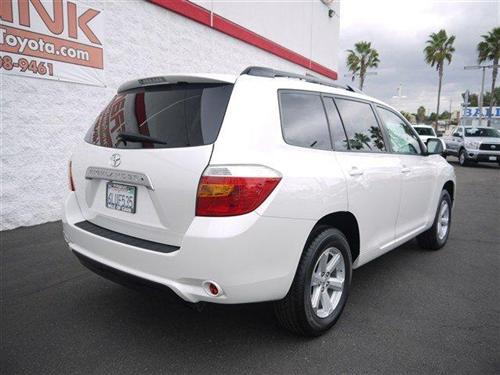 Toyota Highlander 2010 photo 3