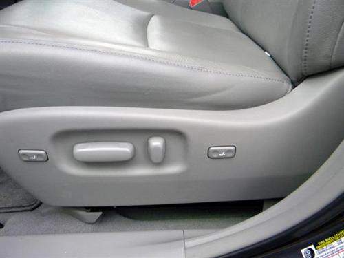 Toyota Highlander 2010 photo 1