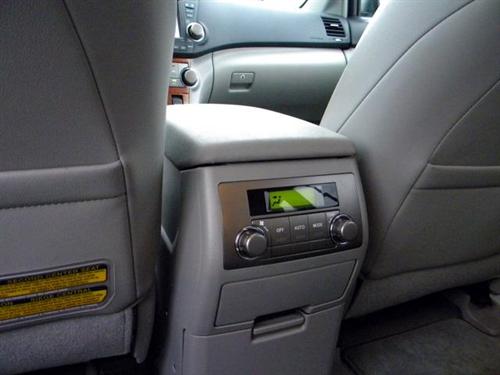 Toyota Highlander 2010 photo 4