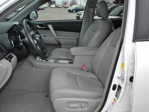 Toyota Highlander 2010 photo 1