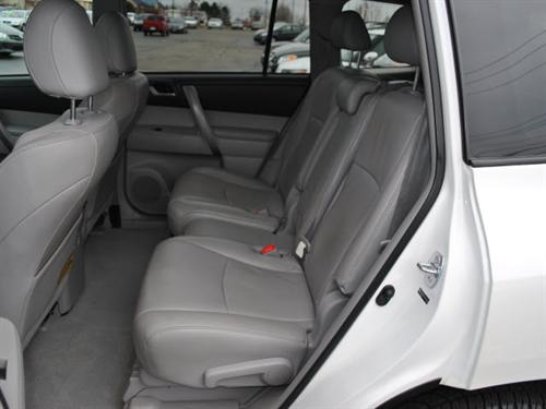 Toyota Highlander 2010 photo 2