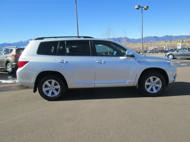 Toyota Highlander 2010 photo 4