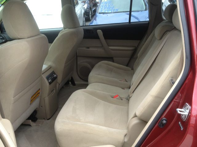 Toyota Highlander 2010 photo 12