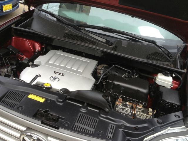 Toyota Highlander 2010 photo 17
