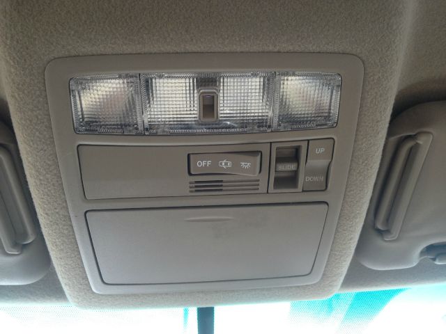 Toyota Highlander 2010 photo 22