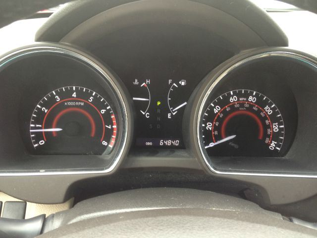 Toyota Highlander 2010 photo 25