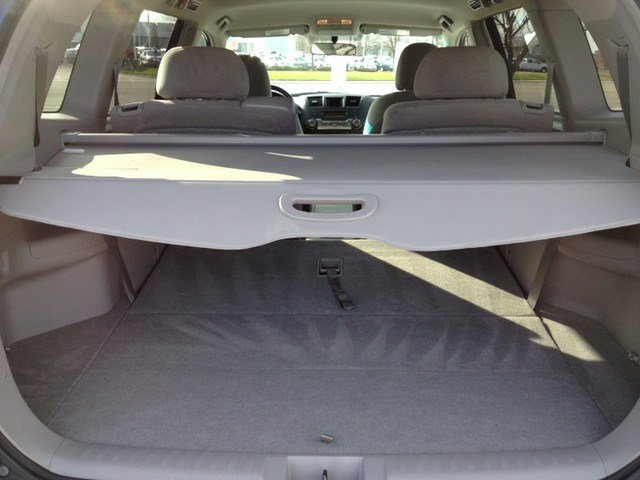 Toyota Highlander 2010 photo 4