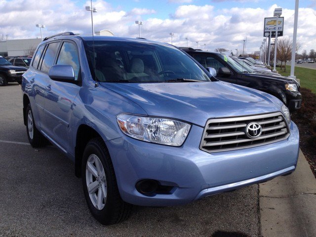 Toyota Highlander Base Unspecified