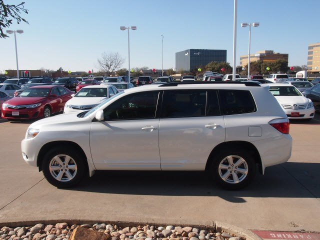 Toyota Highlander 2010 photo 3