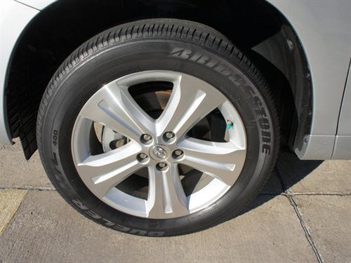 Toyota Highlander 2010 photo 1