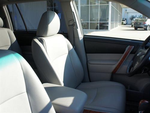 Toyota Highlander 2010 photo 3