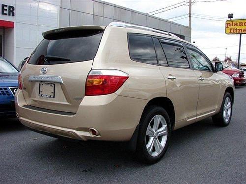 Toyota Highlander 2010 photo 3