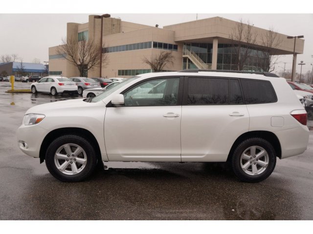 Toyota Highlander 2010 photo 3