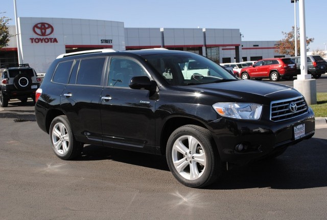 Toyota Highlander 2010 photo 1