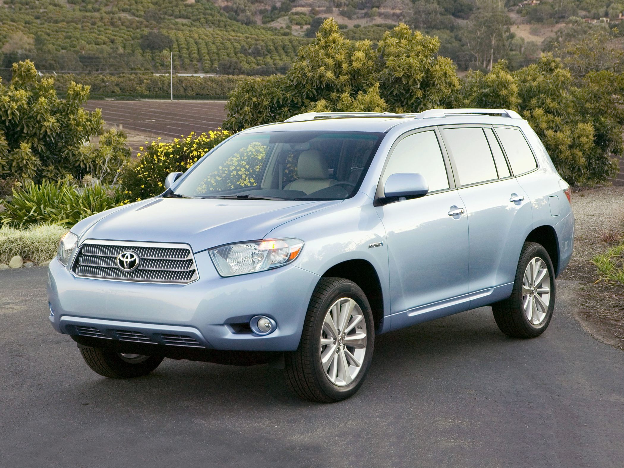 Toyota Highlander Base Unspecified