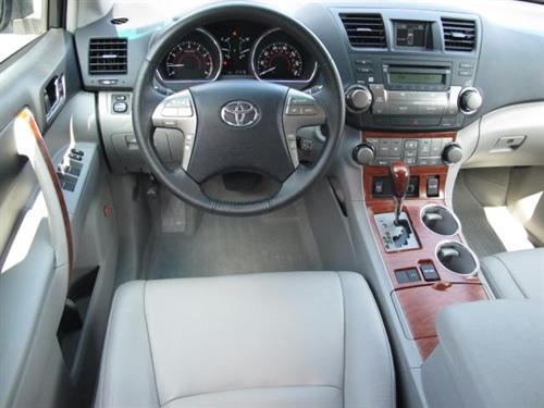 Toyota Highlander 2010 photo 3