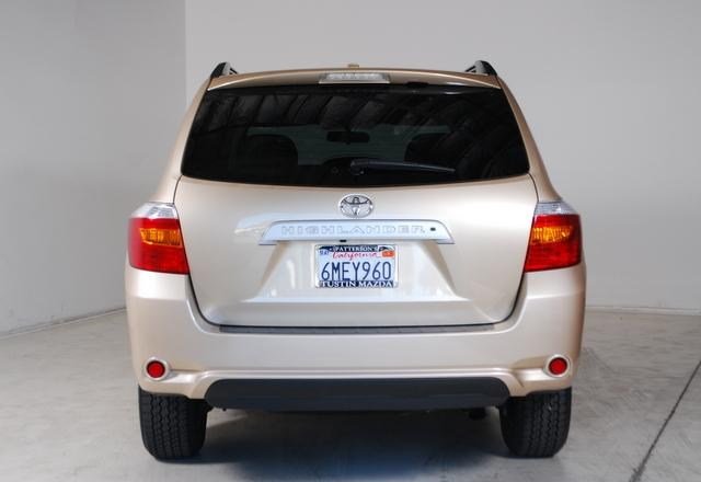 Toyota Highlander 2010 photo 5