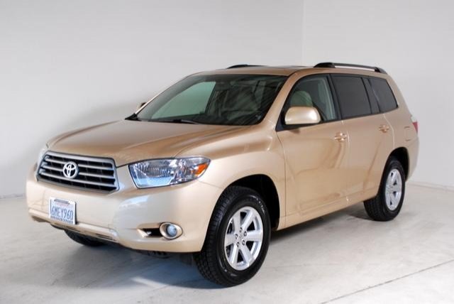 Toyota Highlander 2010 photo 2