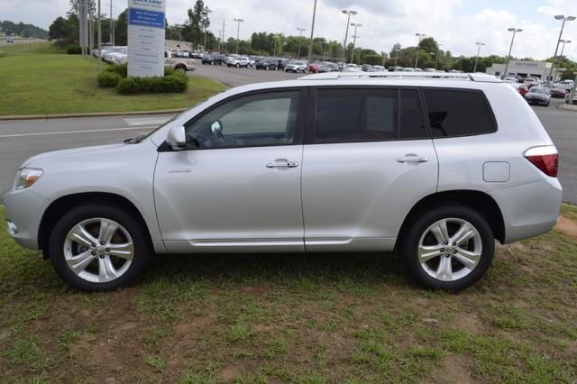 Toyota Highlander 2010 photo 2