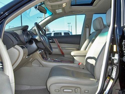 Toyota Highlander 2010 photo 1