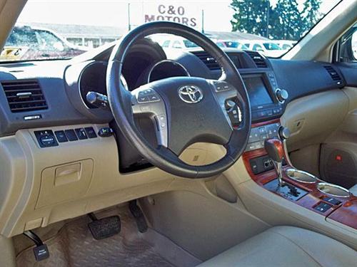 Toyota Highlander 2010 photo 2