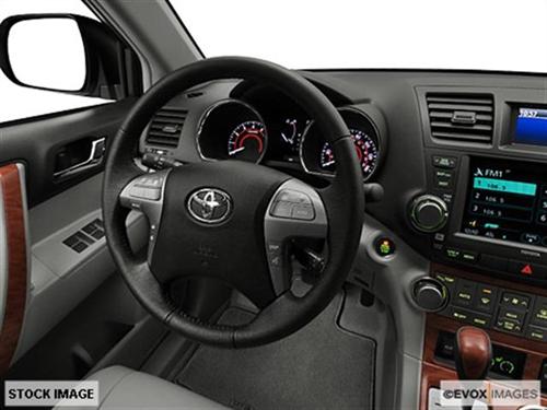 Toyota Highlander 2010 photo 2