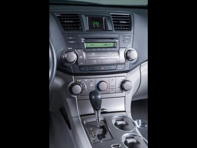 Toyota Highlander 2010 photo 4