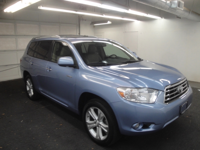Toyota Highlander 2010 photo 1