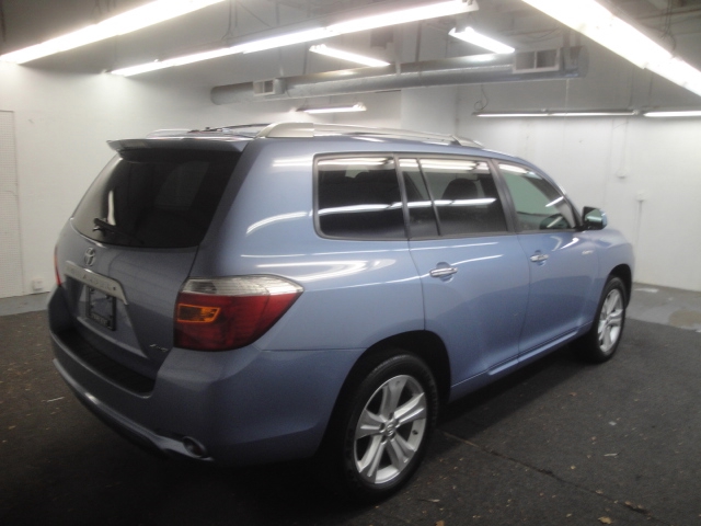 Toyota Highlander 2010 photo 2