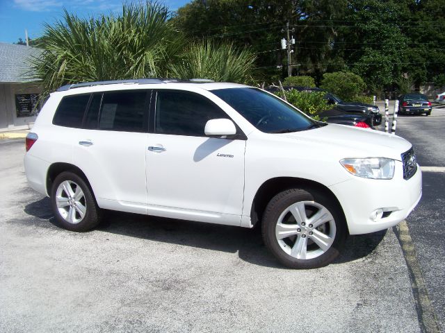 Toyota Highlander I Limited SUV