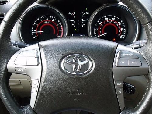 Toyota Highlander 2010 photo 1
