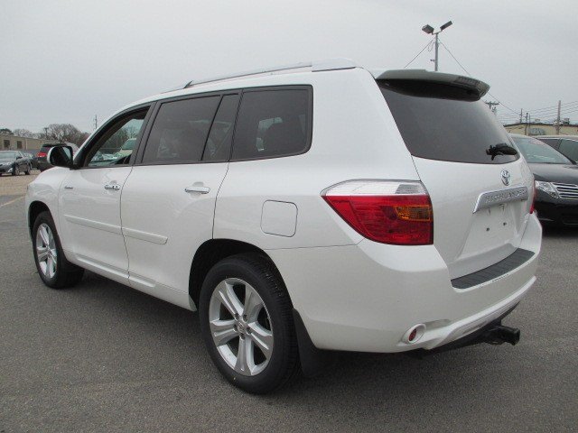 Toyota Highlander 2010 photo 2