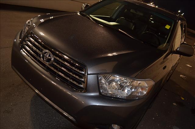 Toyota Highlander 2010 photo 2