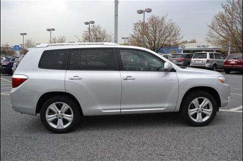 Toyota Highlander 2010 photo 1