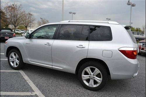 Toyota Highlander 2010 photo 4
